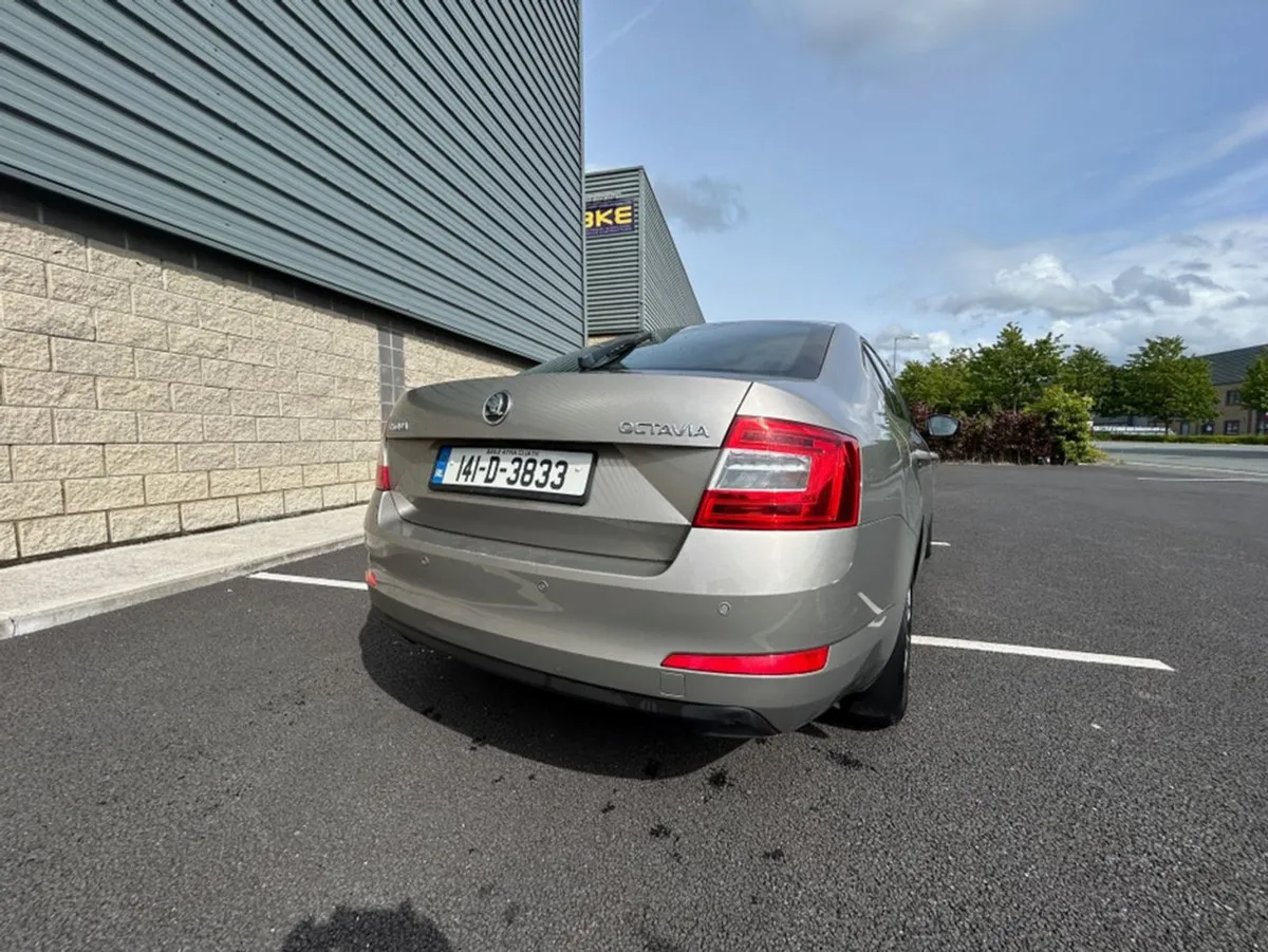 Skoda Octavia Ambition 1.6 TDI - Image 4
