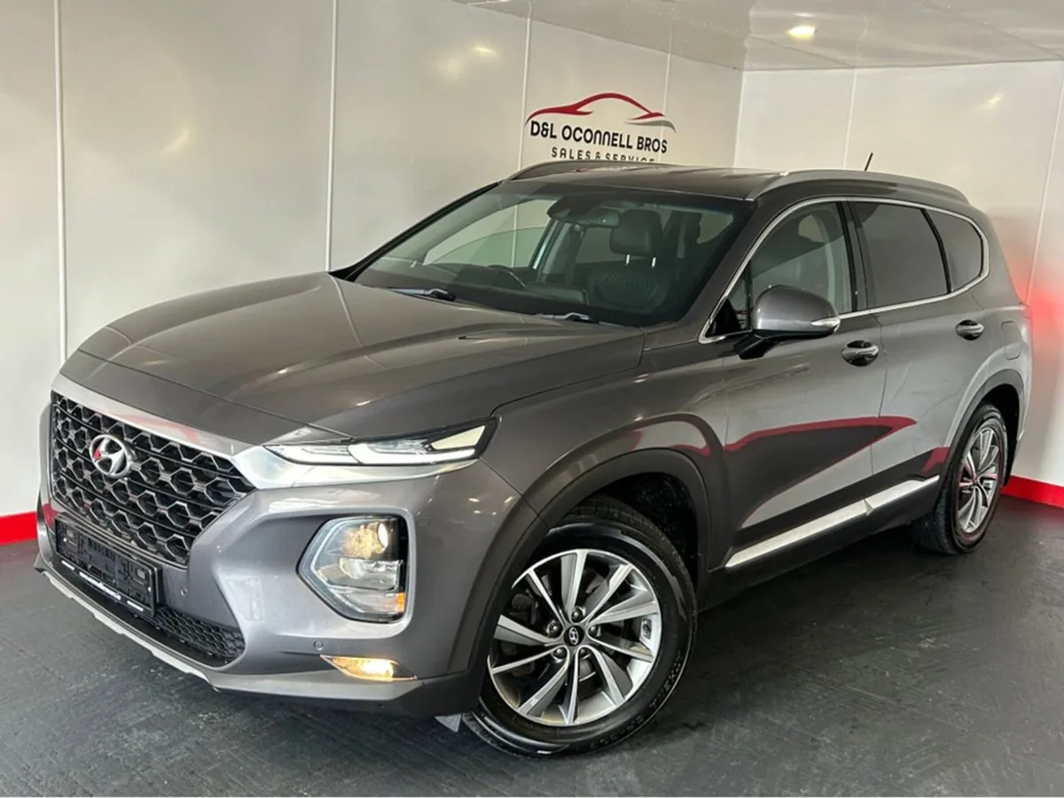 Hyundai Santa Fe 4WD Executive Plus 5DR - Image 2