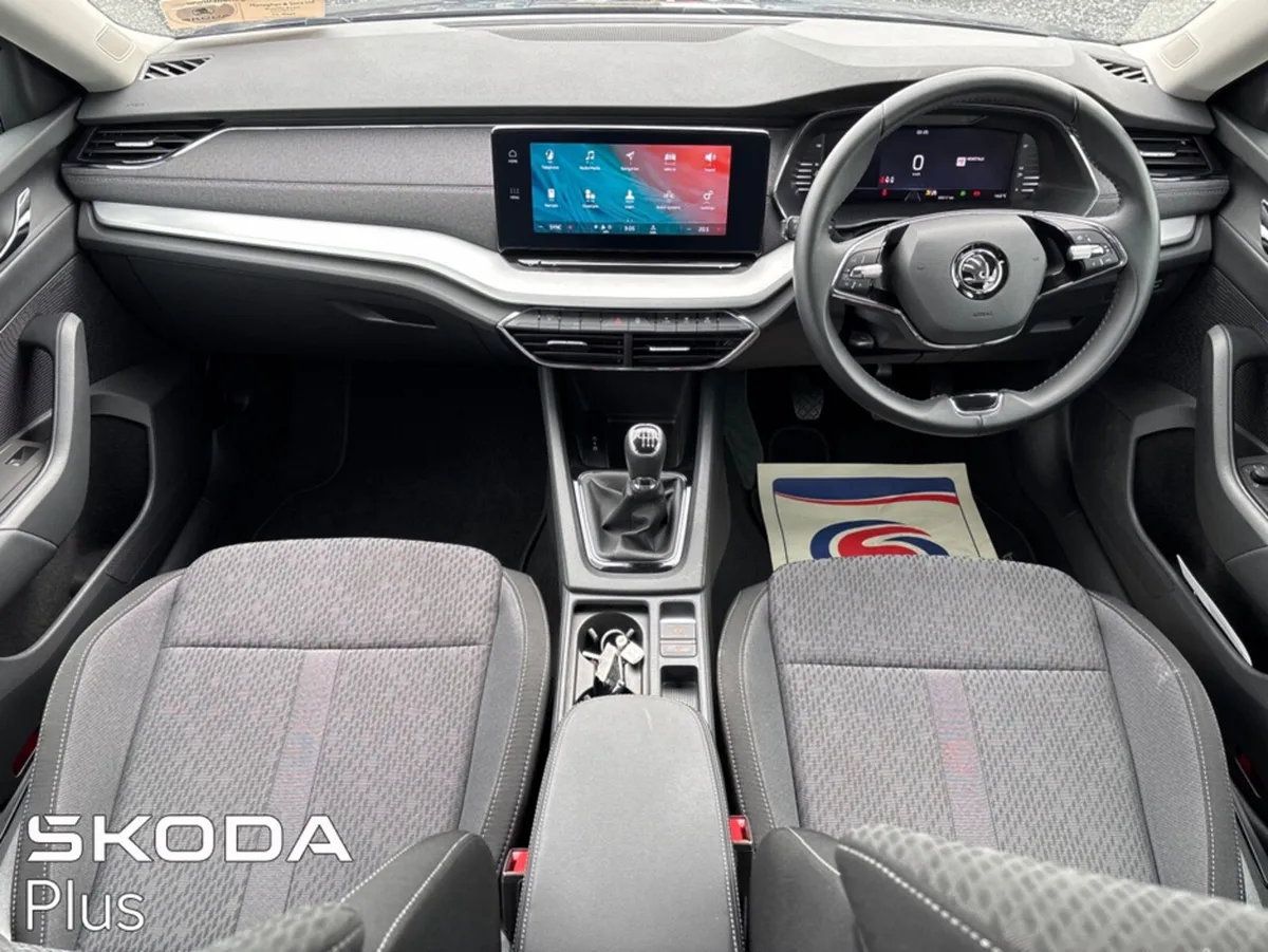 Skoda Octavia STYLE 1.0 TSI 110HP 5DR - Image 2