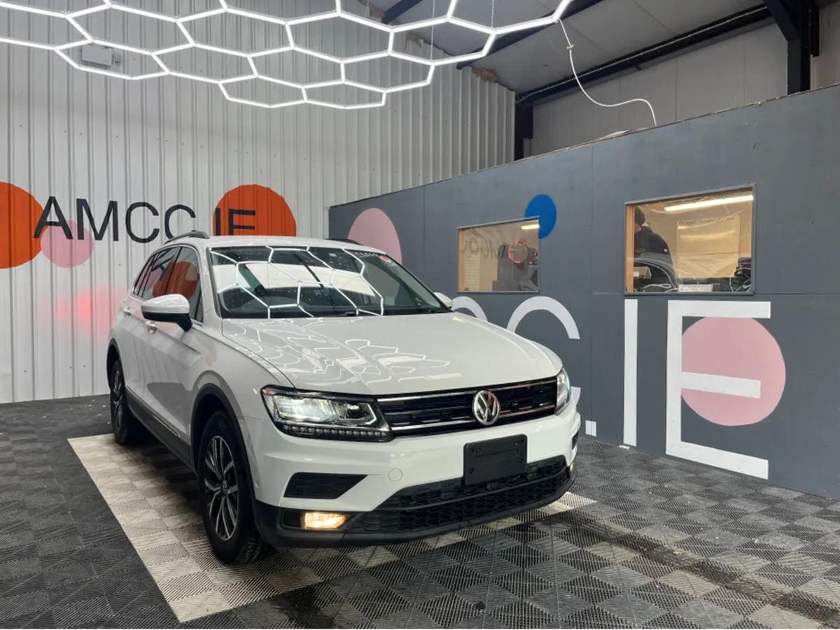 Volkswagen Tiguan TDI 4MOTION / 50k KMs / REVERSE - Image 1