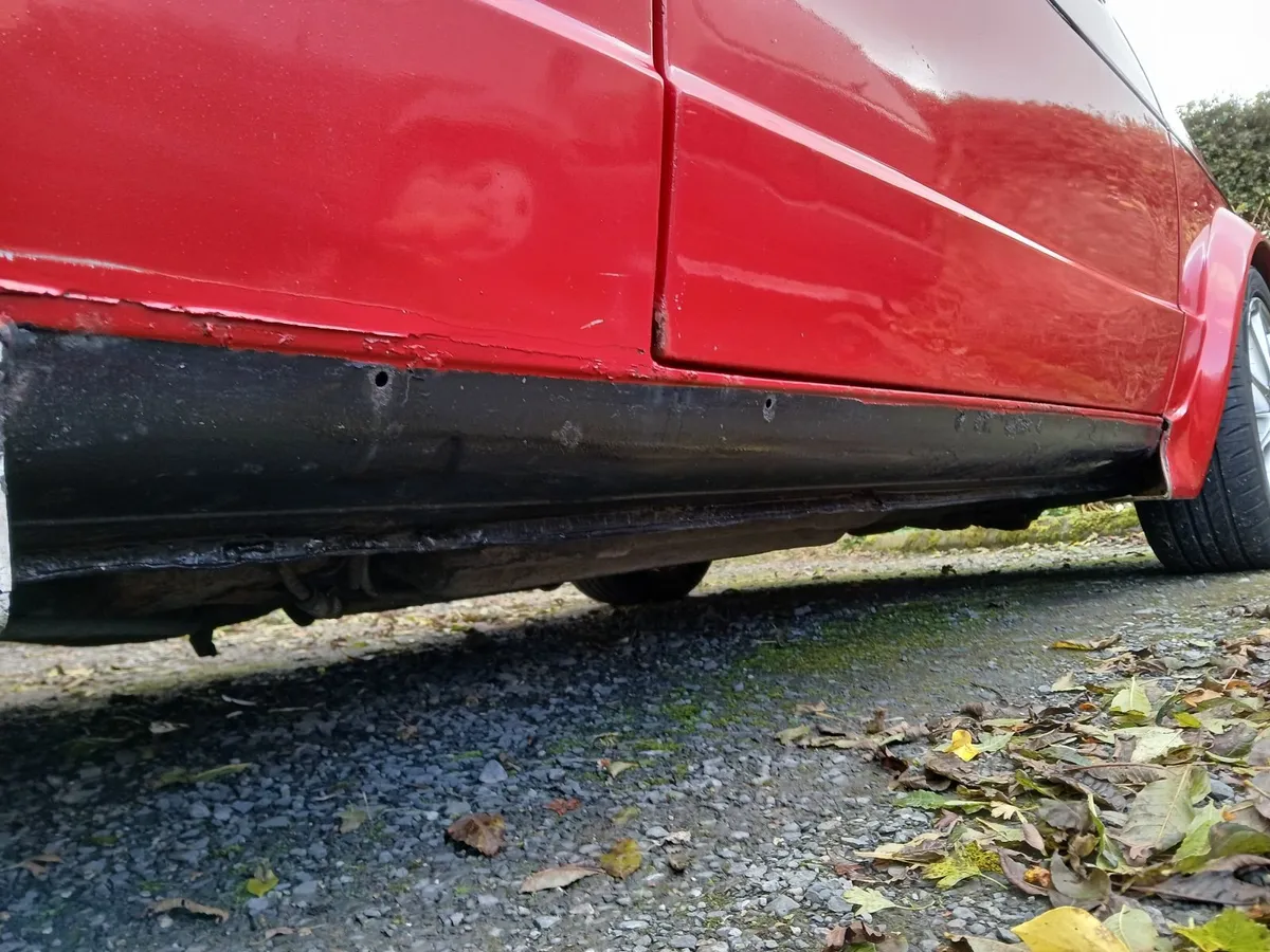 Volkswagen Golf 1983 - Image 2