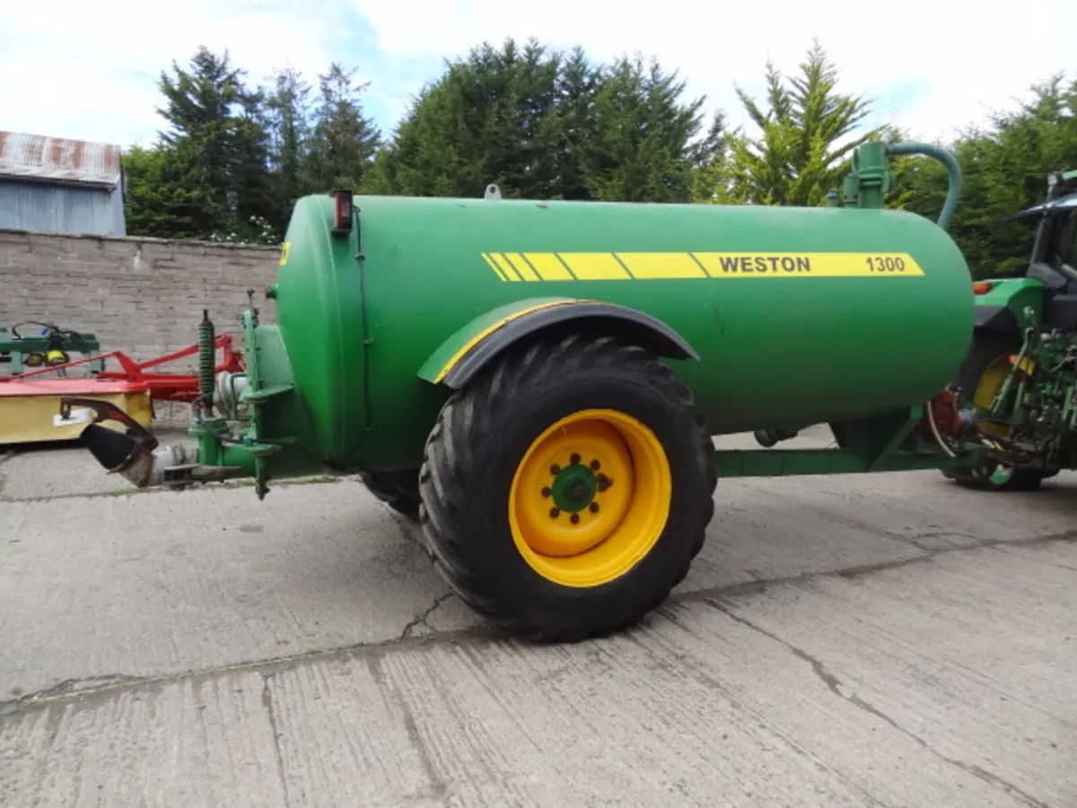 Weston 1300 Gallon Tanker - Image 2