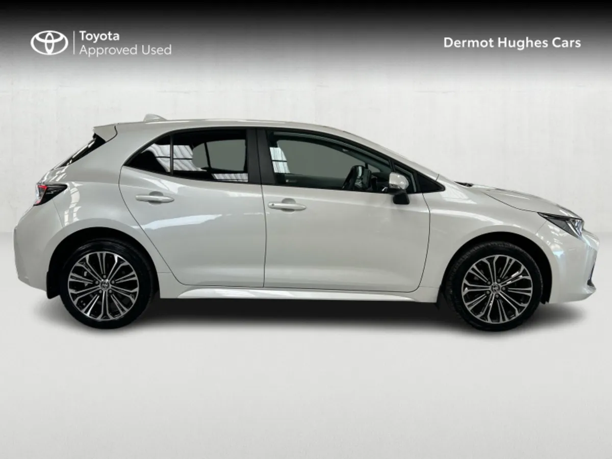 Toyota Corolla COROLLA HYBRID SOL H/B - Image 3