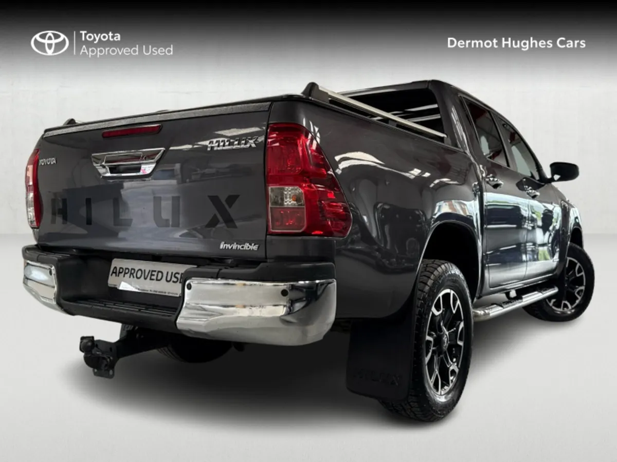 Toyota Hilux 2.4D4D INVITE X 148BHP D/C 4DR A - Image 2