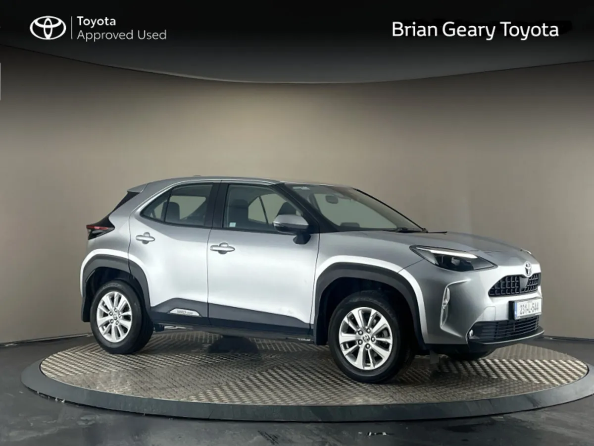 Toyota Yaris Cross HYBRID LUNA - Image 1