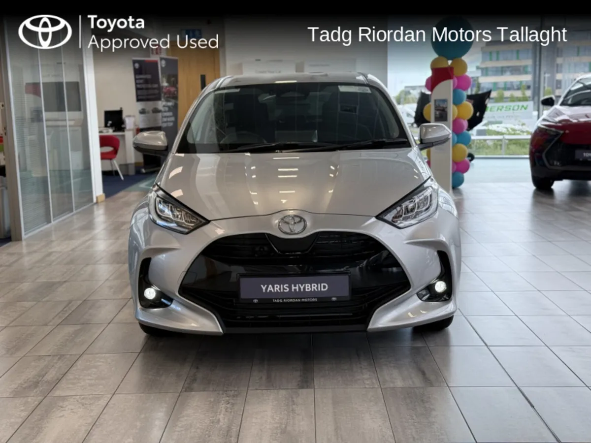 Toyota Yaris Hybrid 115 L-SPORT*** DEMO SALE *** B - Image 2