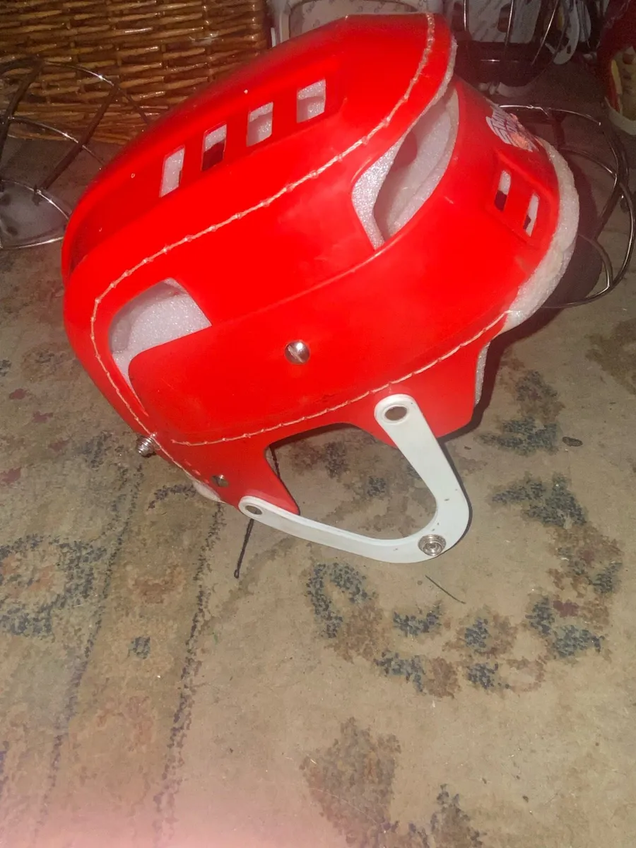 Red stitched Cooper Skateboarder GAA hurlinghelmet - Image 3