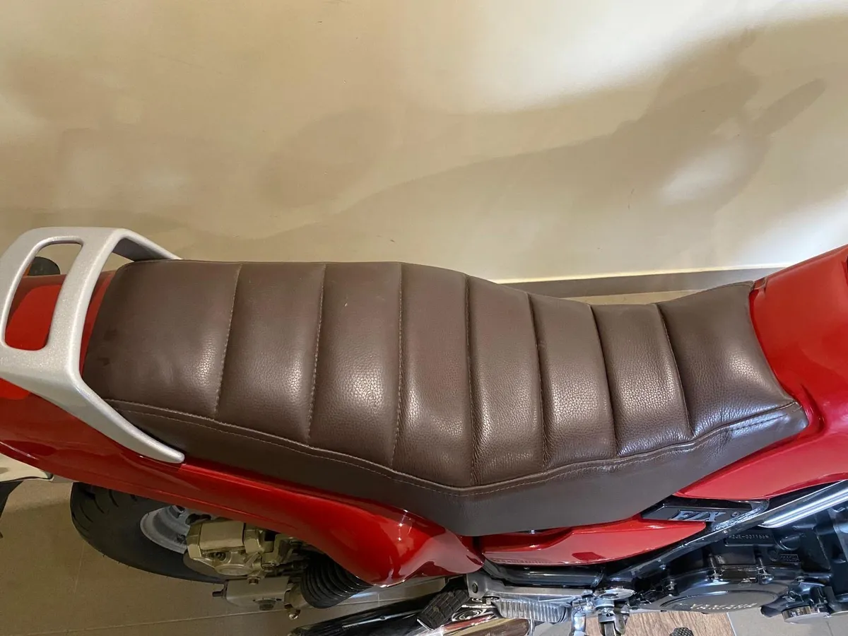 Yamaha  fzx750 - mint xj900 - Image 3