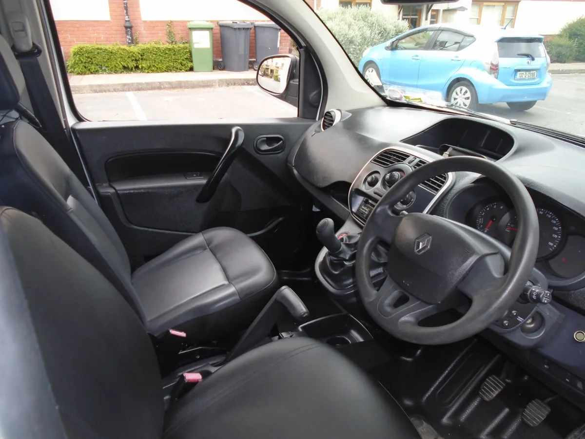 Renault Kangoo,One owner,Total price 8750 - Image 4