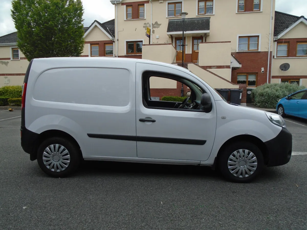 Renault Kangoo,One owner,Total price 8750 - Image 1