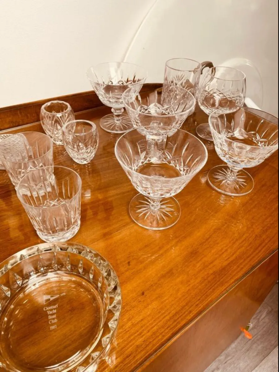 Variety of Vintage Crystal 30 piece lot - Image 4