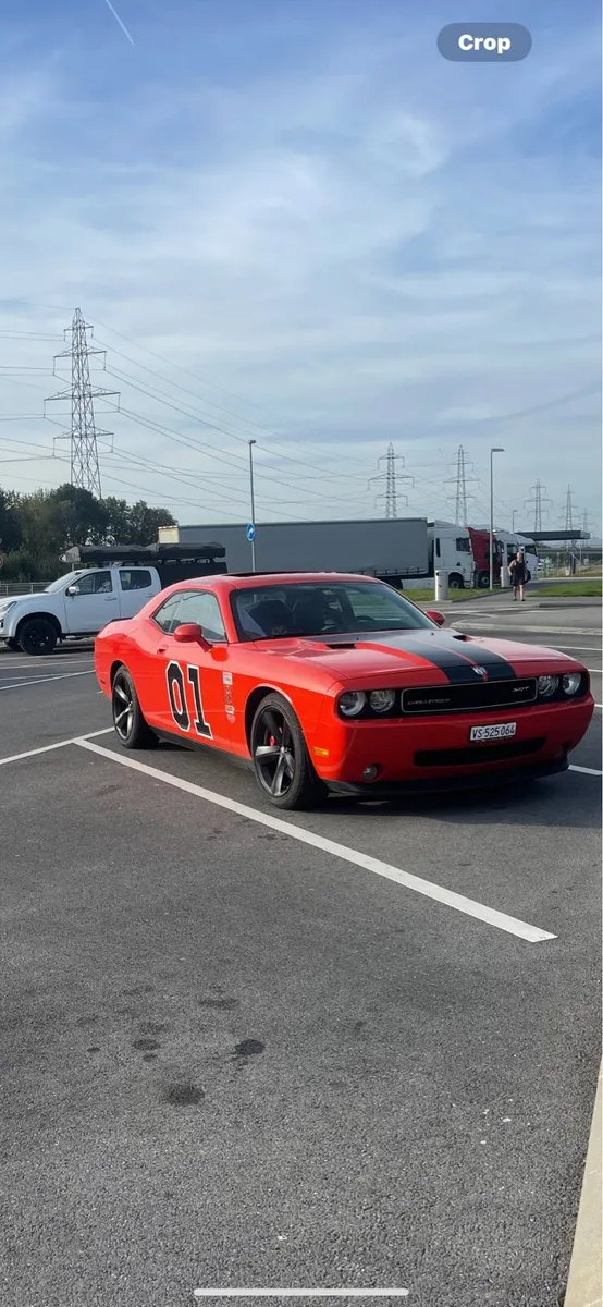 Dodge challenger SRT8 first edition - Image 4