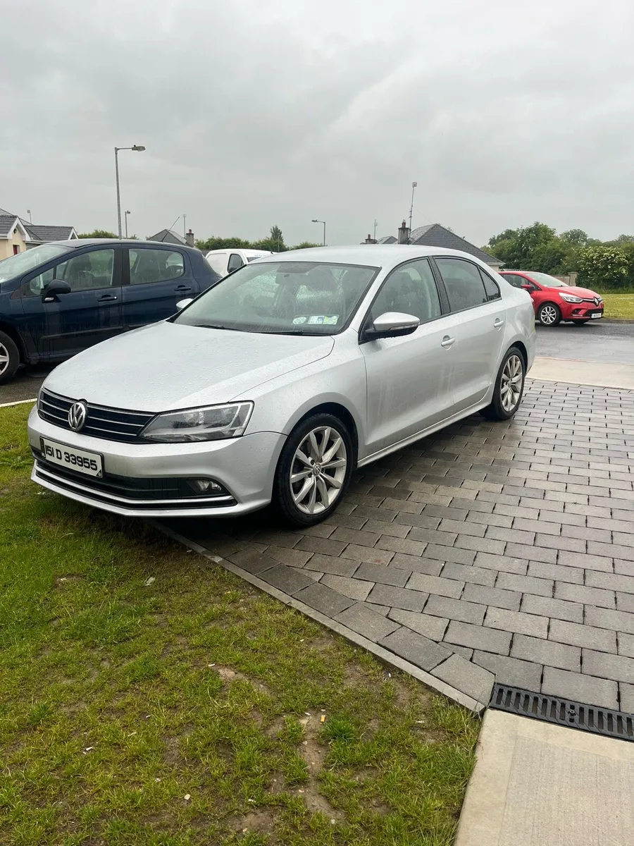 Volkswagen Jetta automatic - Image 2