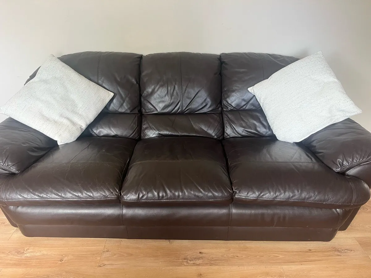 Sofas Leather 3 + 2 - Image 2