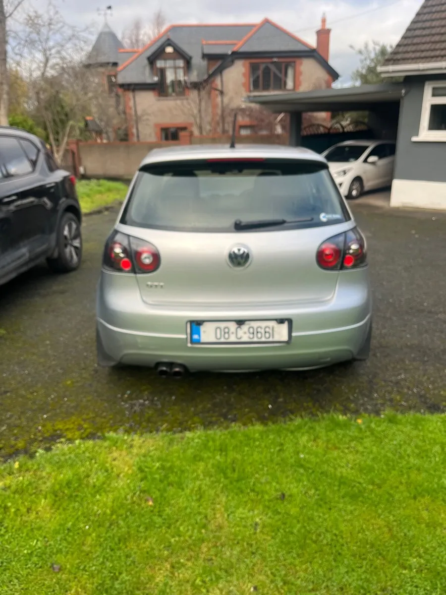 Volkswagen Golf 2008 - Image 2
