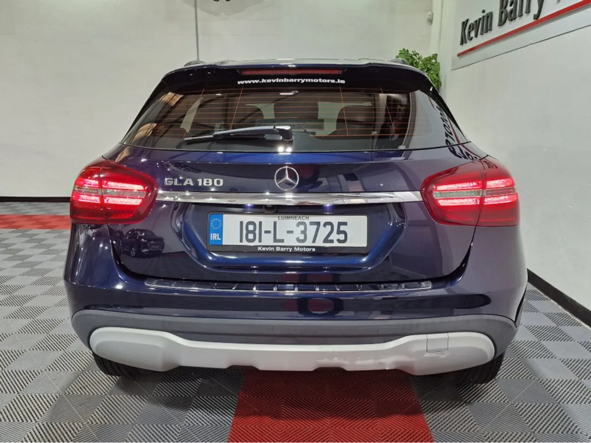 Mercedes-Benz GLA-Class 180 Style 1.6 Petrol 6 Sp - Image 4