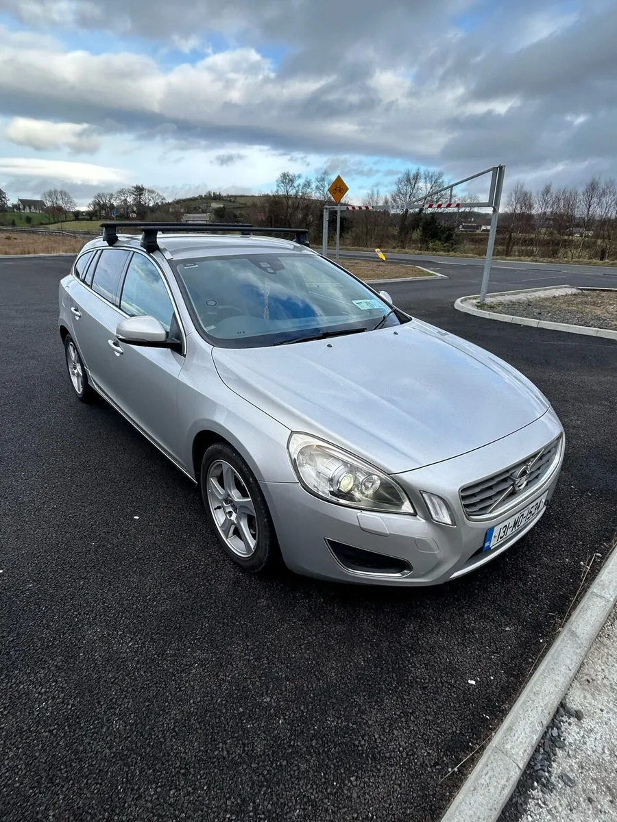 13 Volvo V60 - Image 3