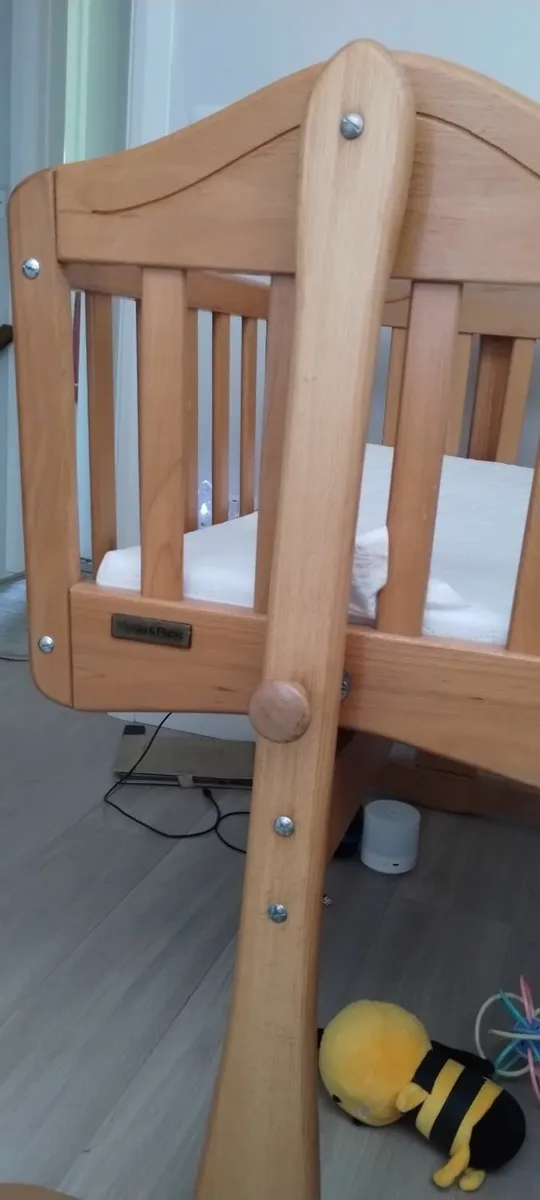 Baby cot - Image 3