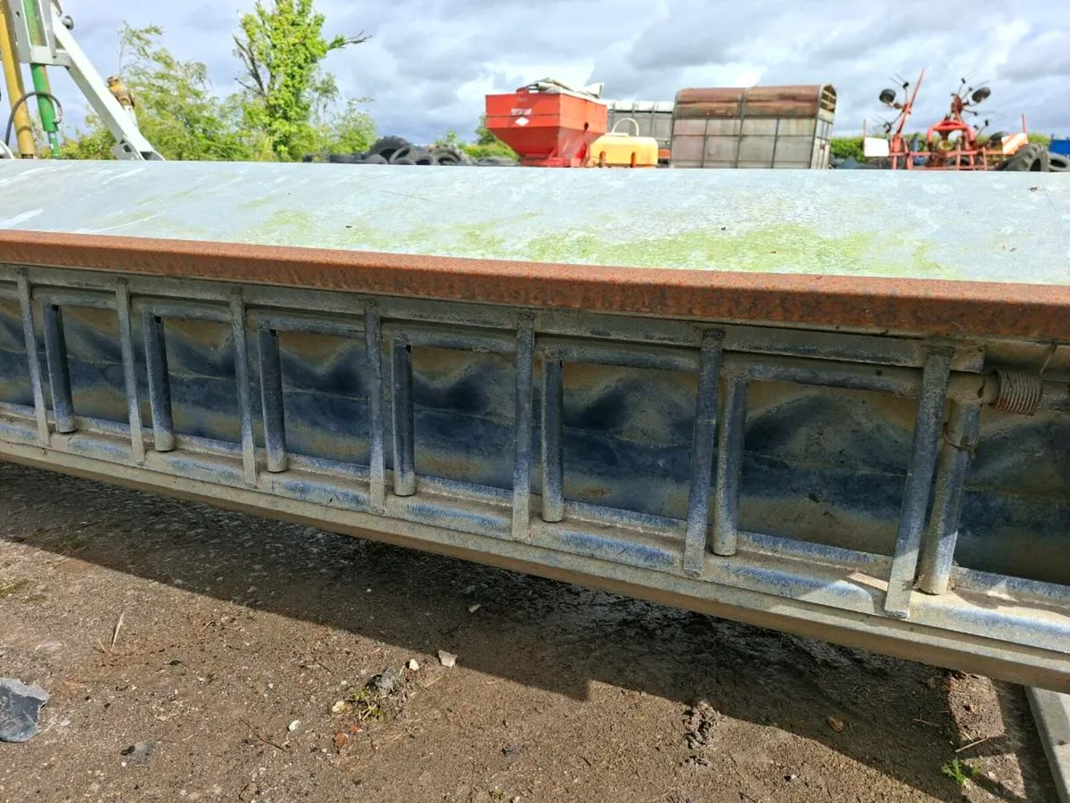 Lamb creep feeders - Image 1