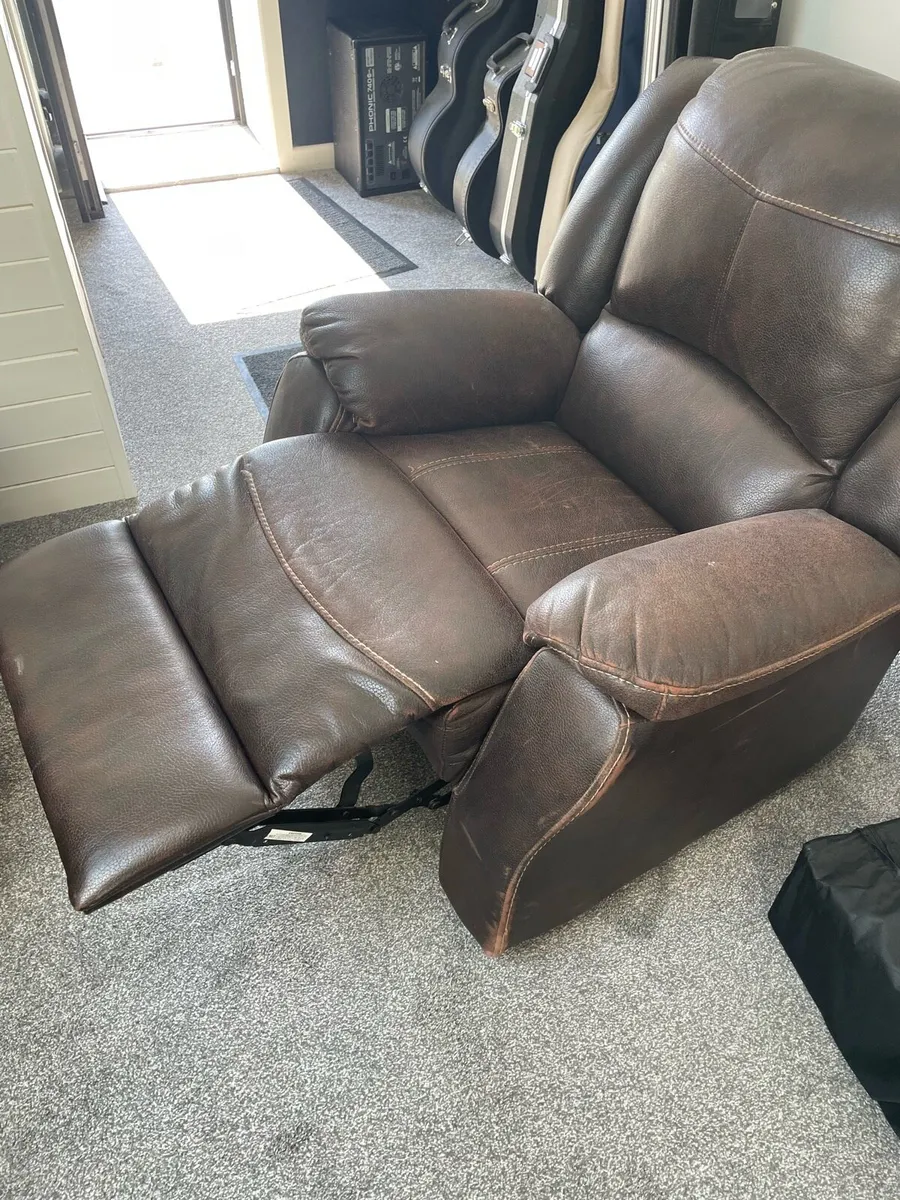 Recliner Chairs - Image 1