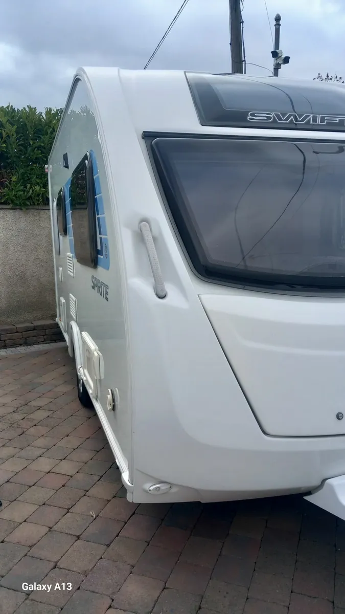 Caravan - Image 1