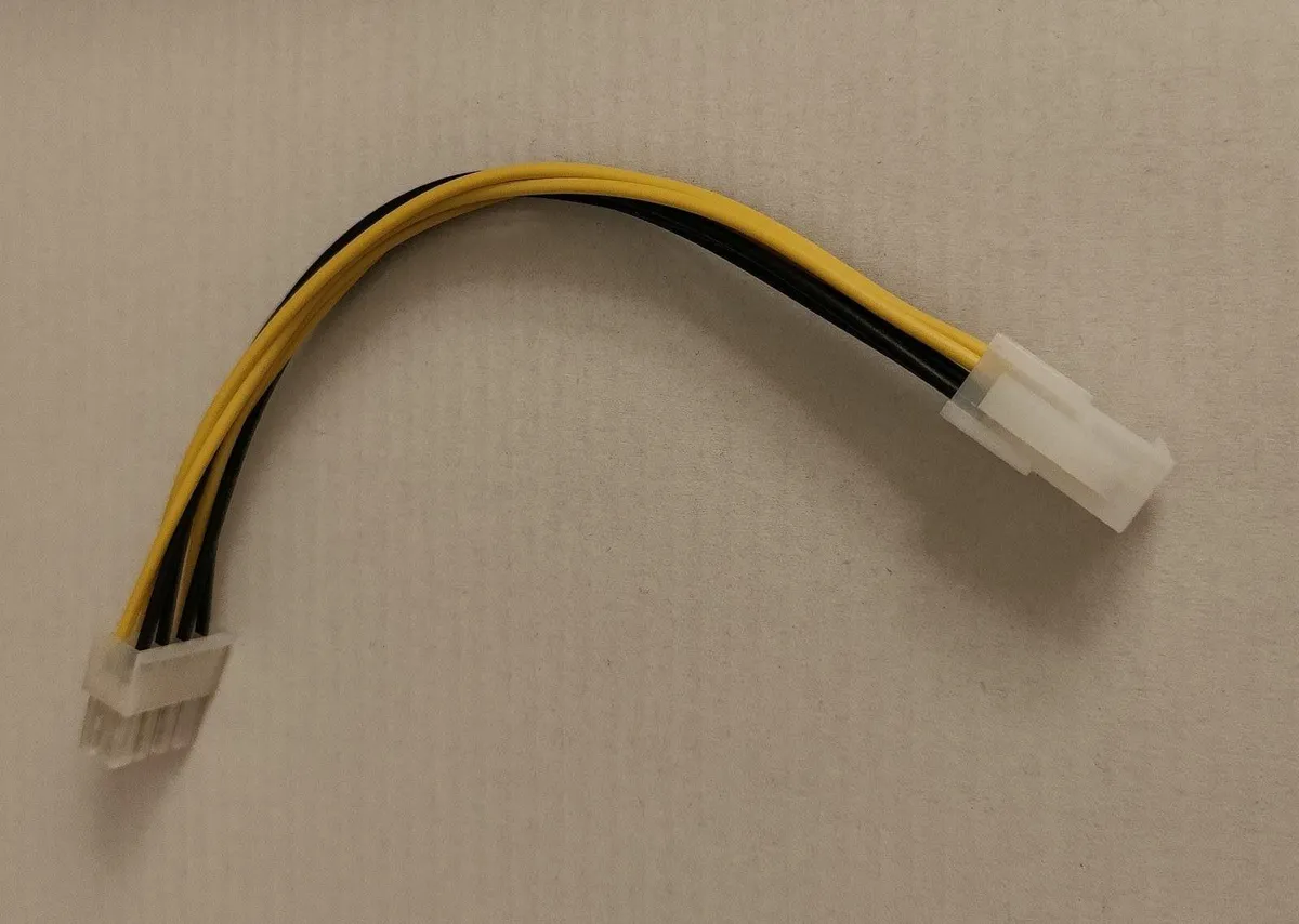 💻 4-Pin to 8-Pin CPU Power Adapter Cable 💻 - Image 1