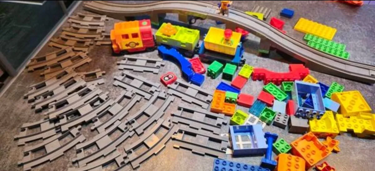 Lego Duplo Train - Image 4