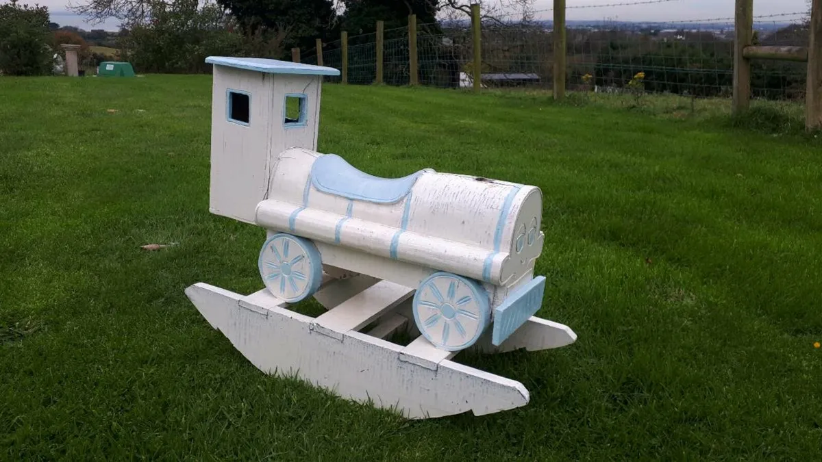 Vintage Rocking Train - Image 2