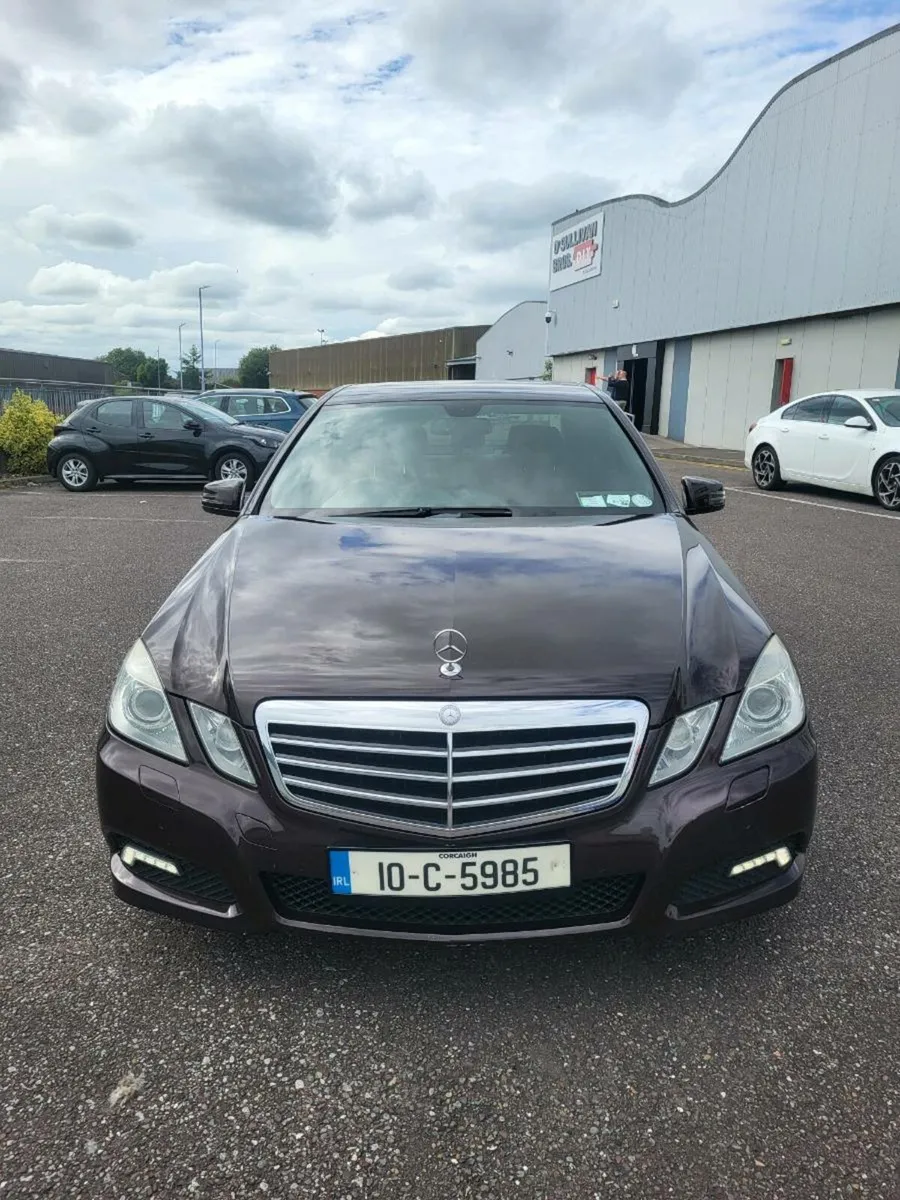 2010 MERCEDES E220 AVANGARDE NEW NCT 02/26 - Image 3