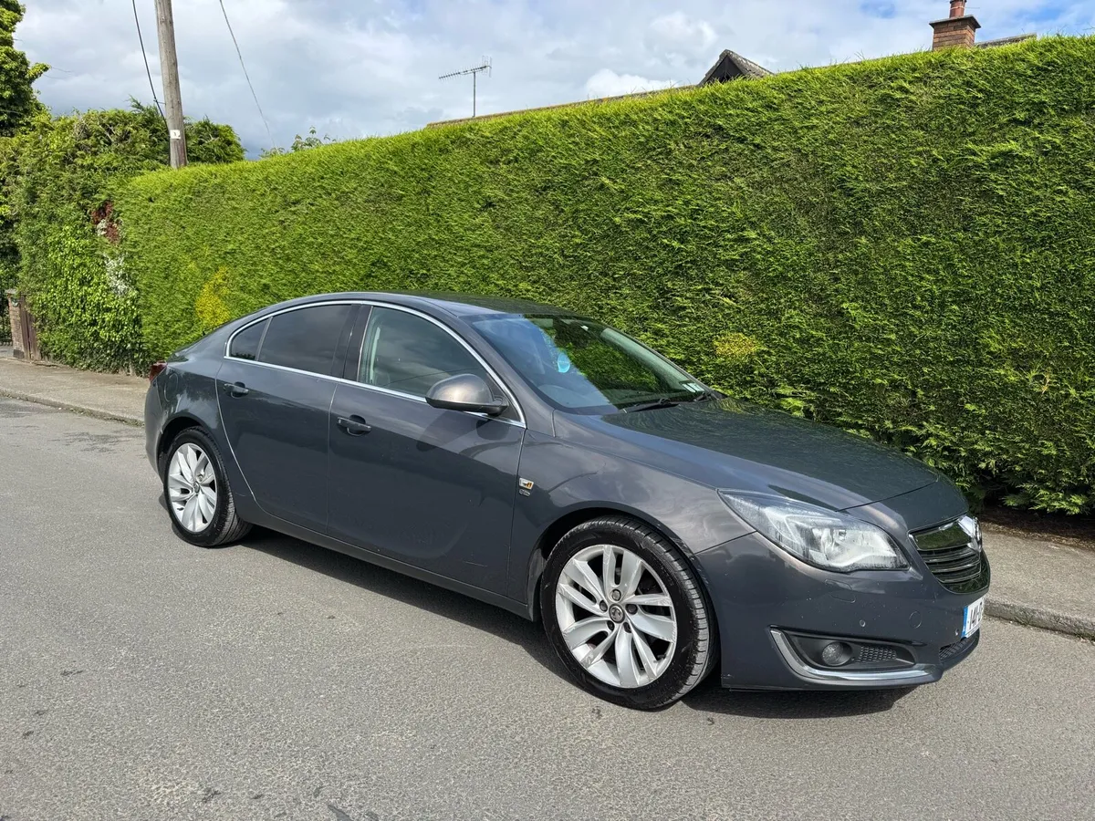 Vauxhall insignia elite  high spec - Image 1