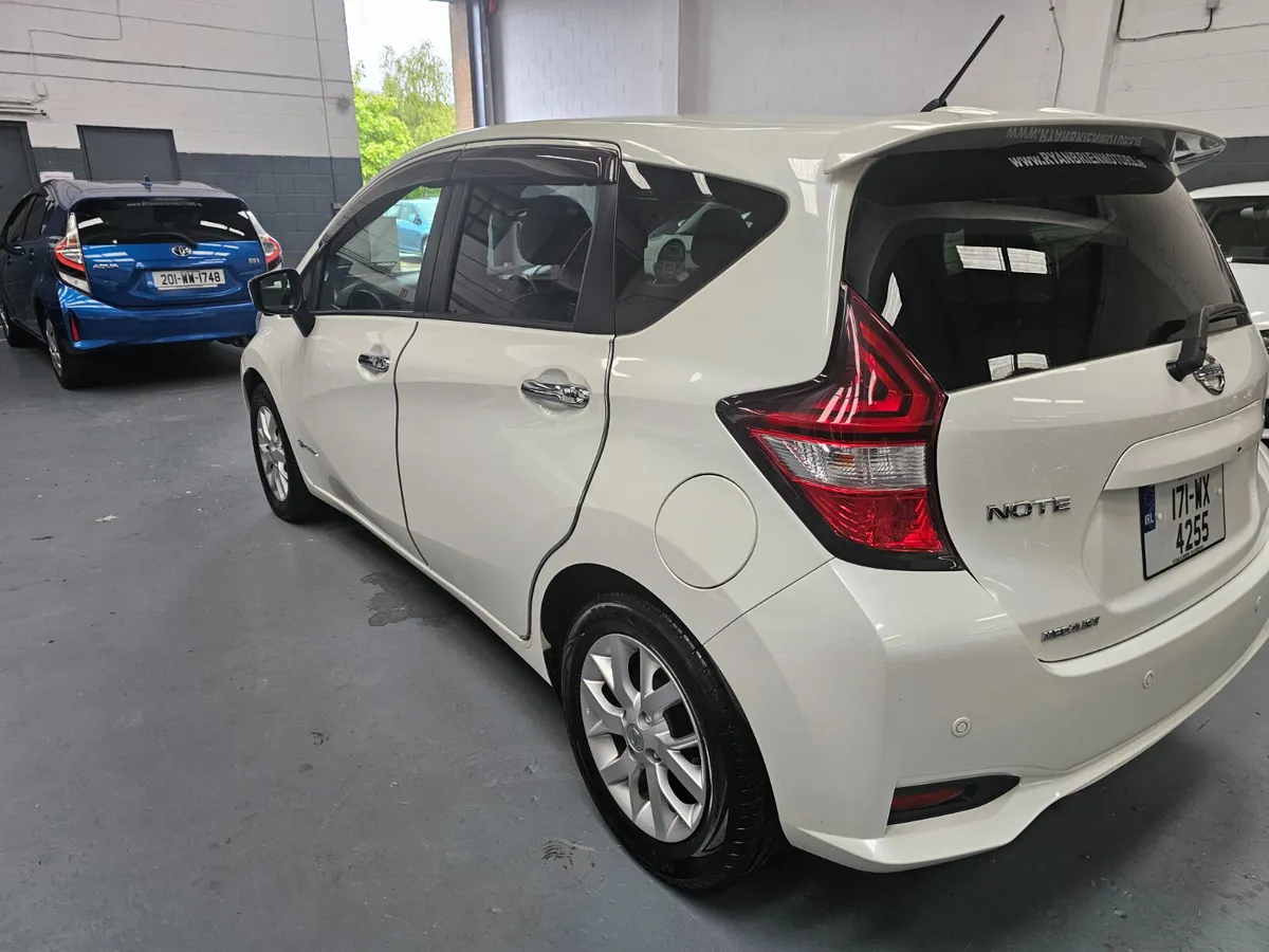 Nissan Note 2017 Hybrid - Image 4