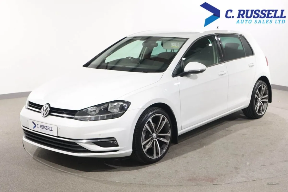 Volkswagen Golf Diesel Hatchback - Image 1