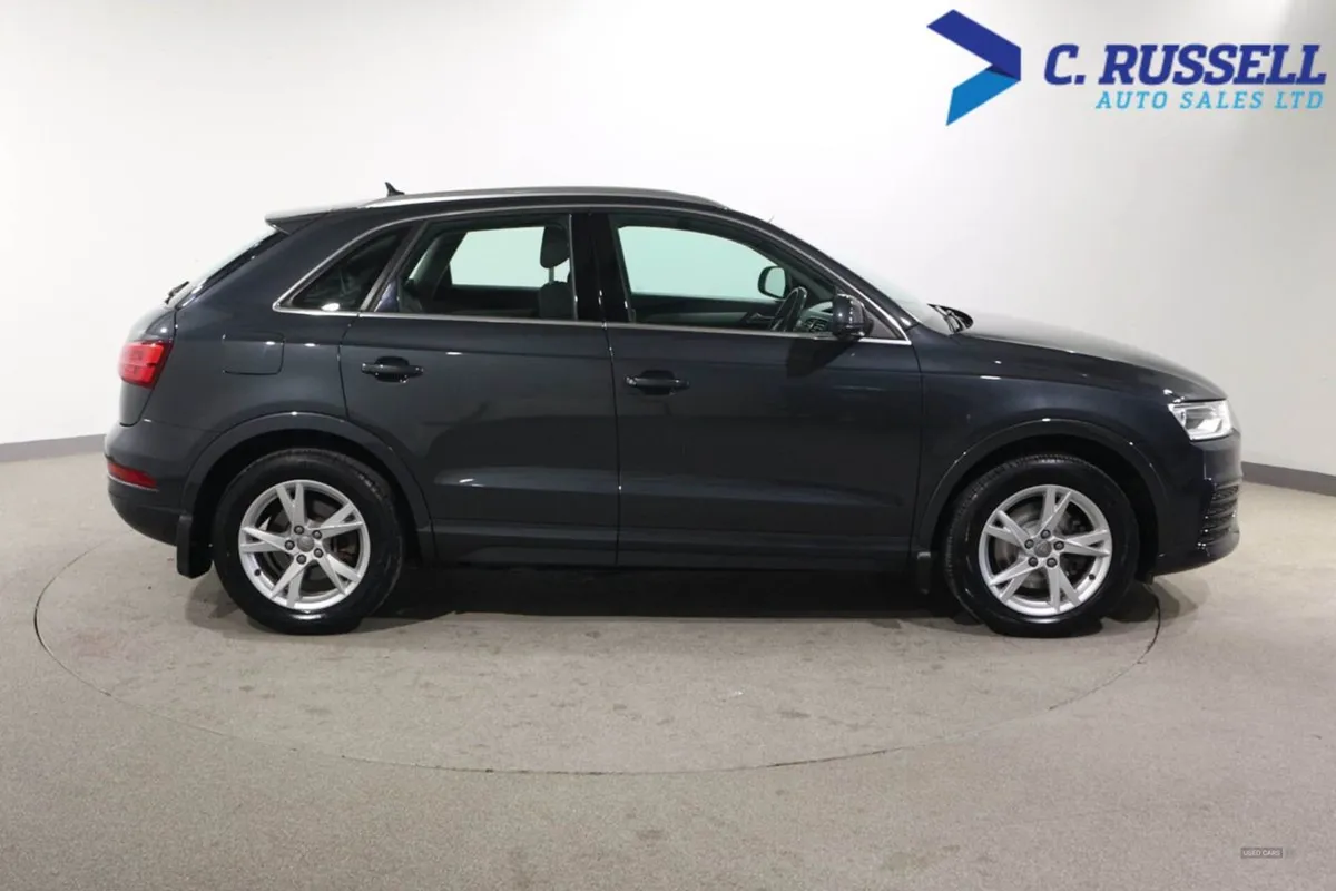 Audi Q3 Estate - Image 4