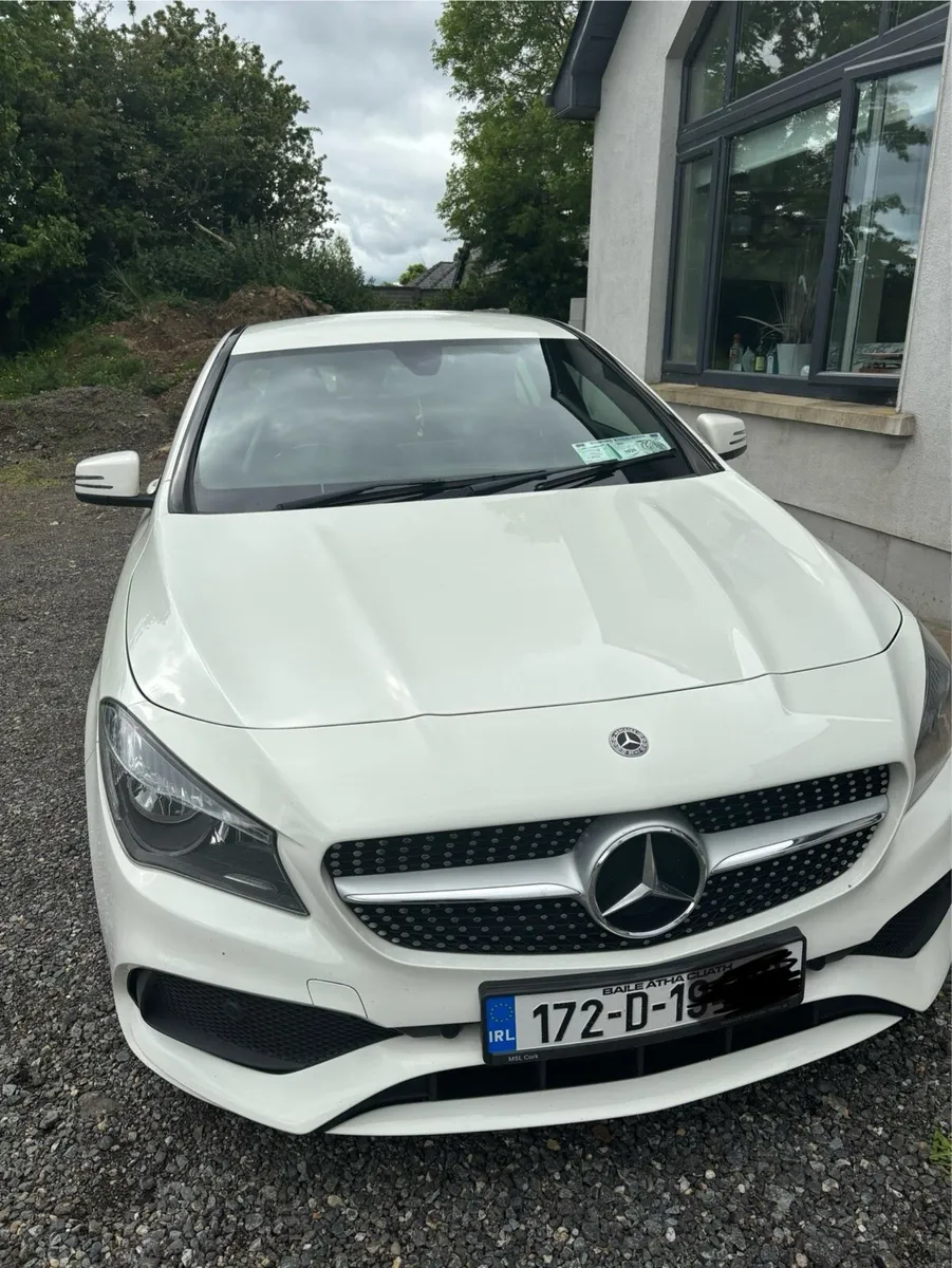 Mercedes CLA AMG Sport 180D AUTO Apple CarPlay - Image 2