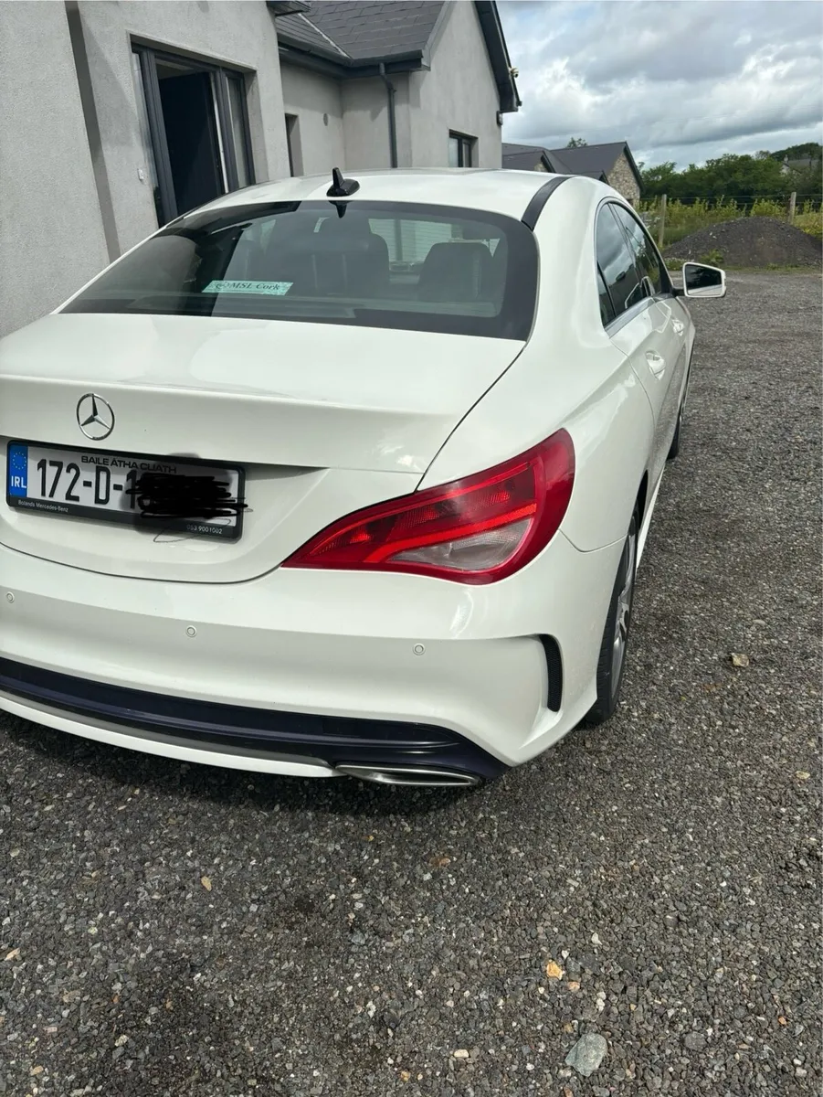 Mercedes CLA AMG Sport 180D AUTO Apple CarPlay - Image 3