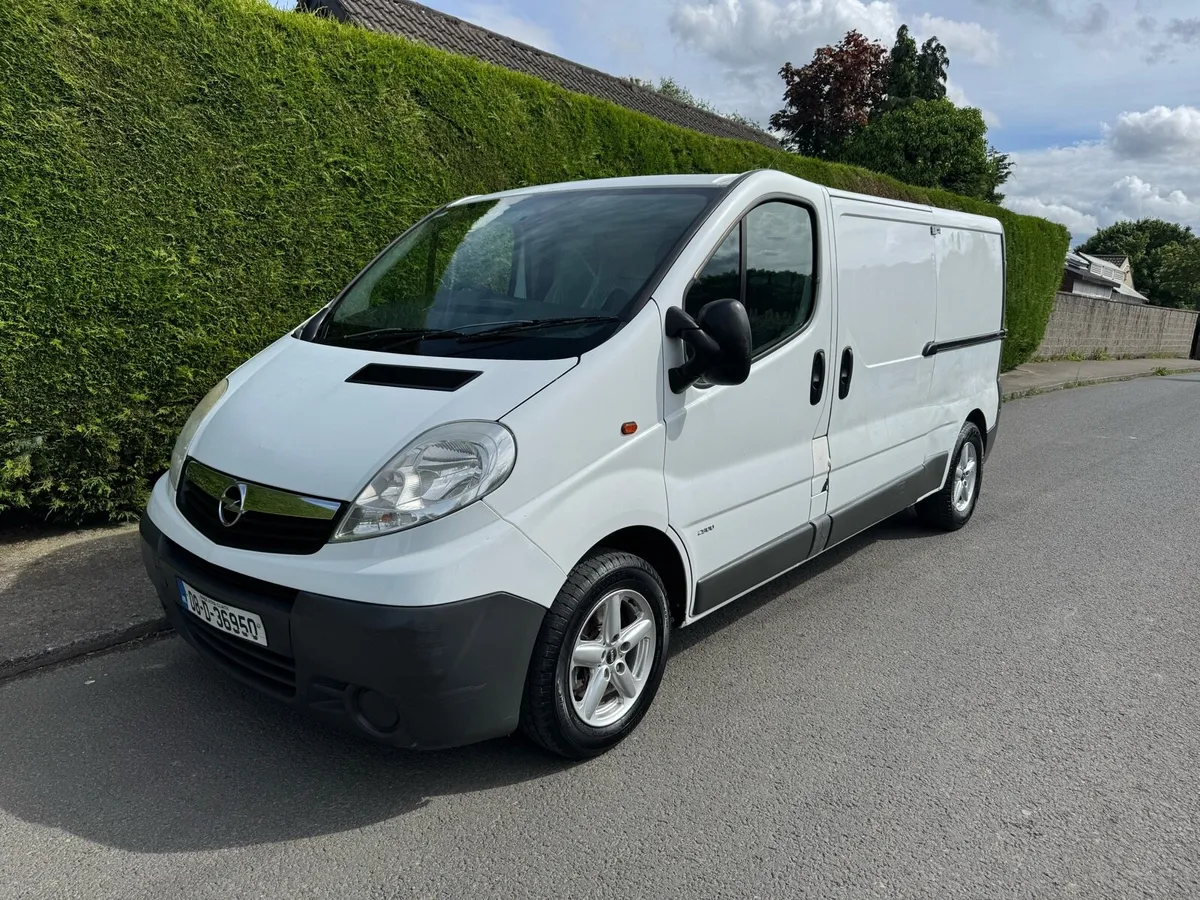 Opel Vivaro lwb - Image 3