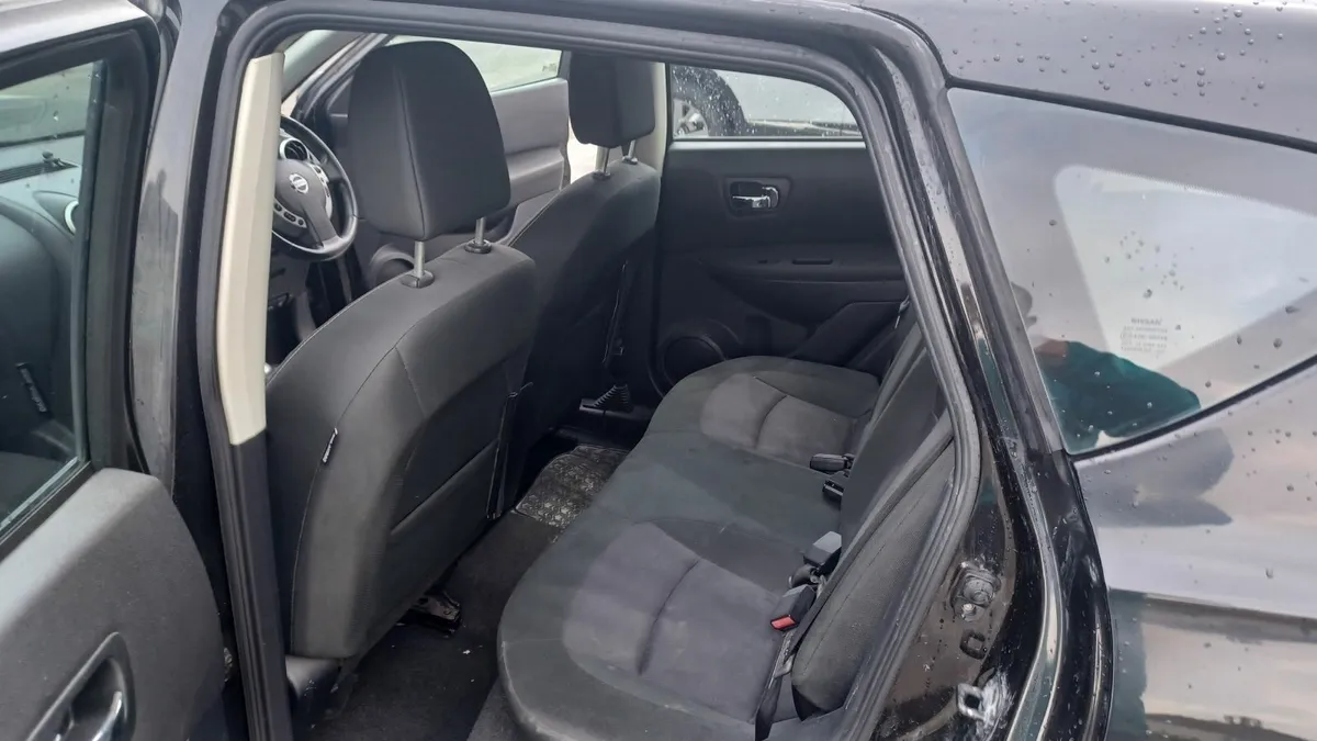 Nissan Qashqai 2012 - Image 2