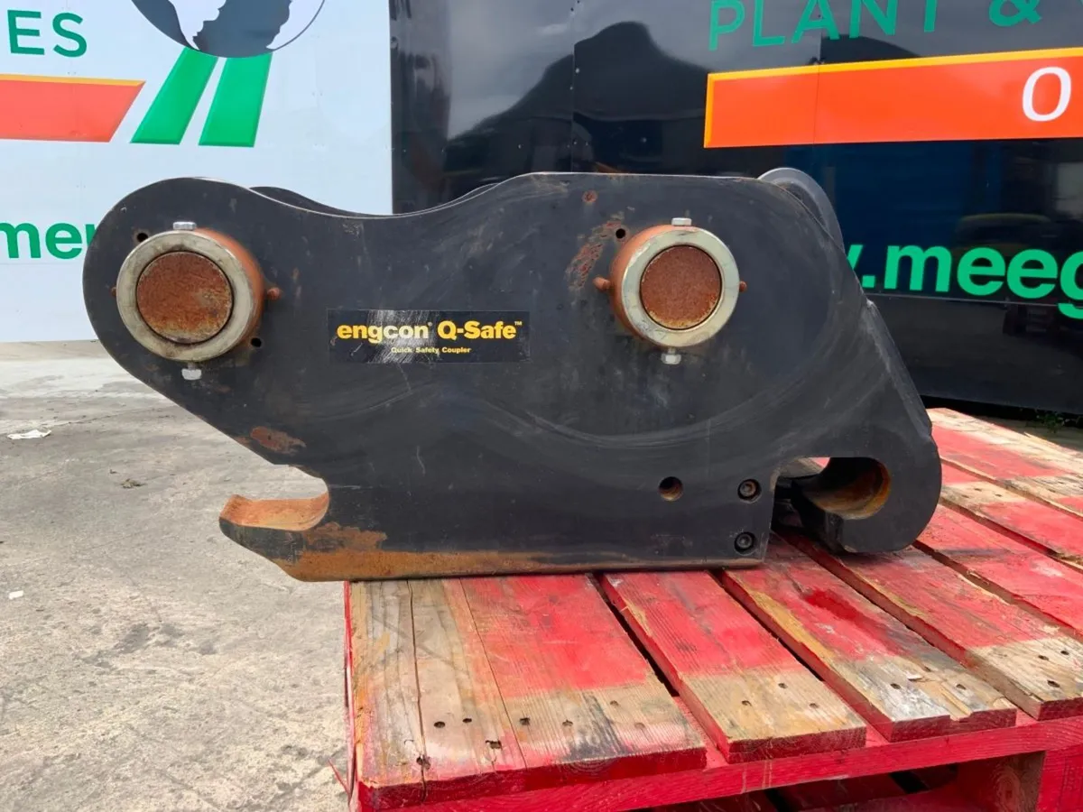 ENGCON QS70 HYDRAULIC QUICK HITCH........7498. - Image 4