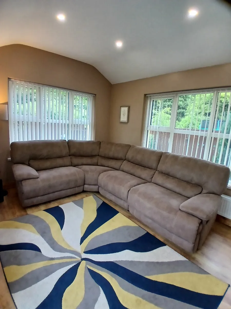 Corner Sofa - Image 3