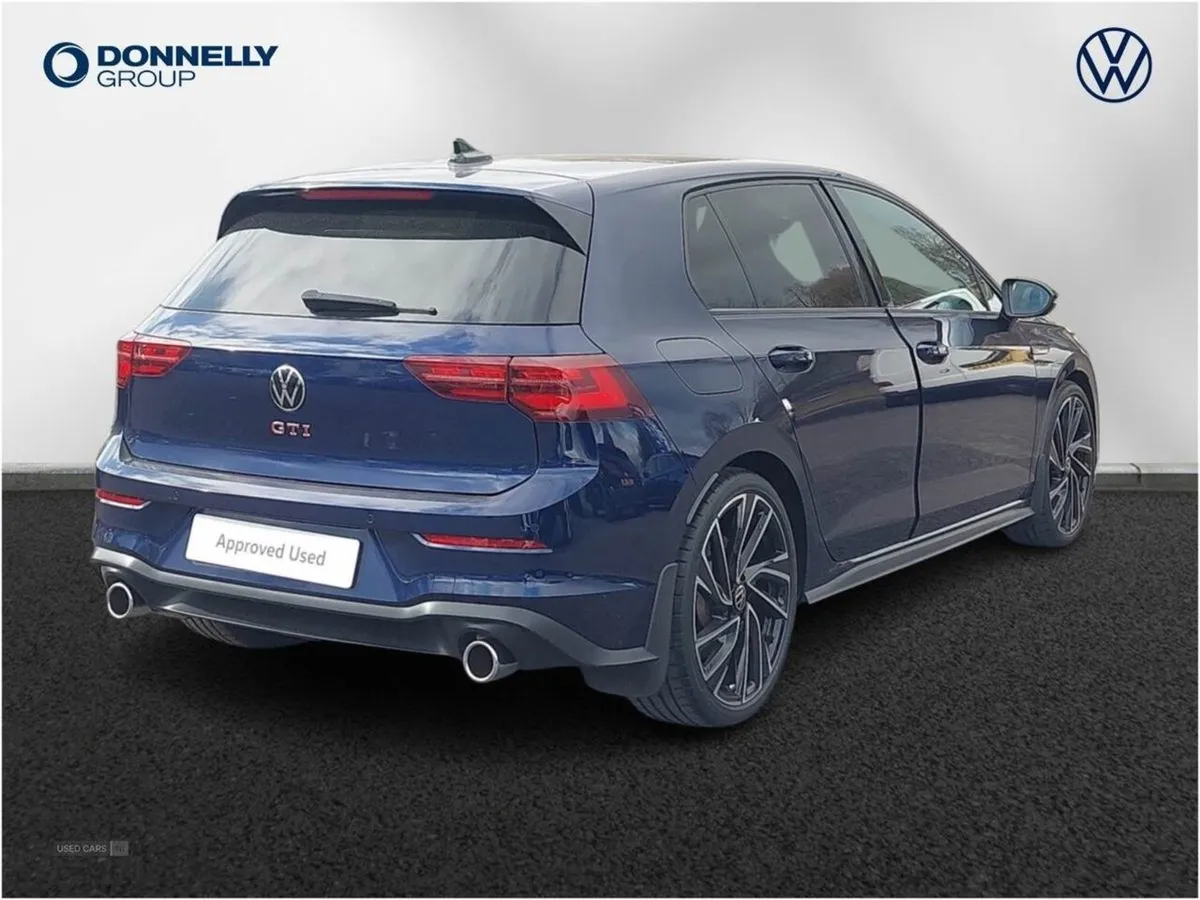 Volkswagen Golf 2.0 TSI GTI 5dr DSG - Image 3