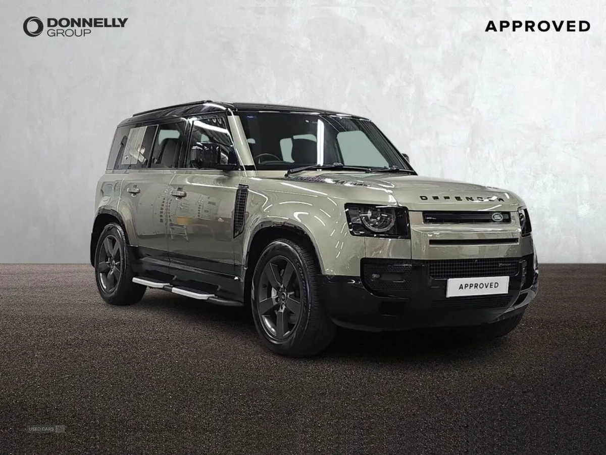 Land Rover Defender 3.0 D300 X-dynamic HSE 110 5d - Image 1