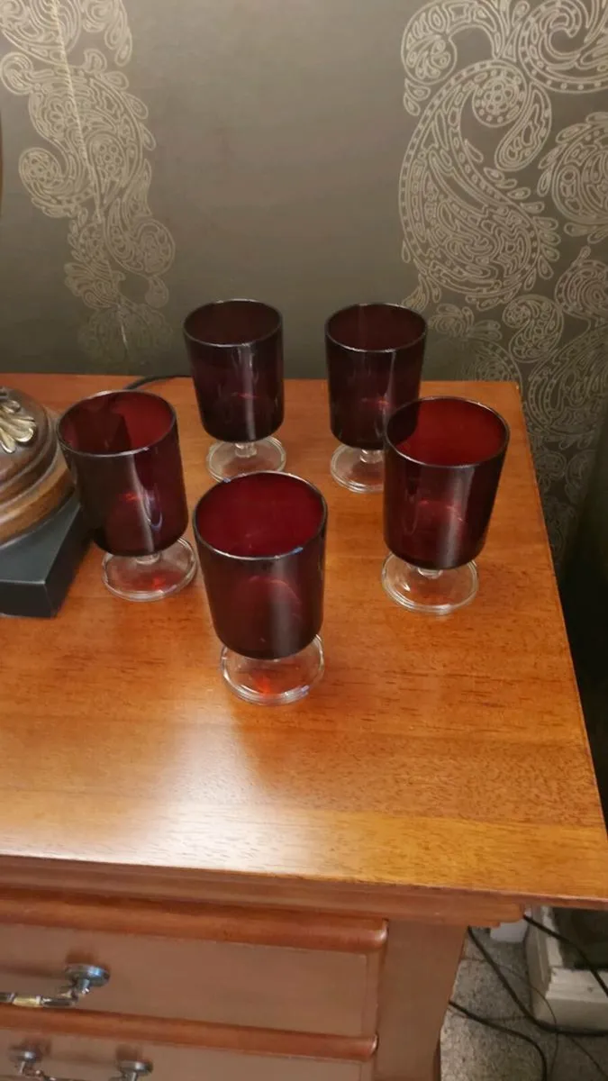 Ruby Red Vintage Goblets - [x5] - Image 3