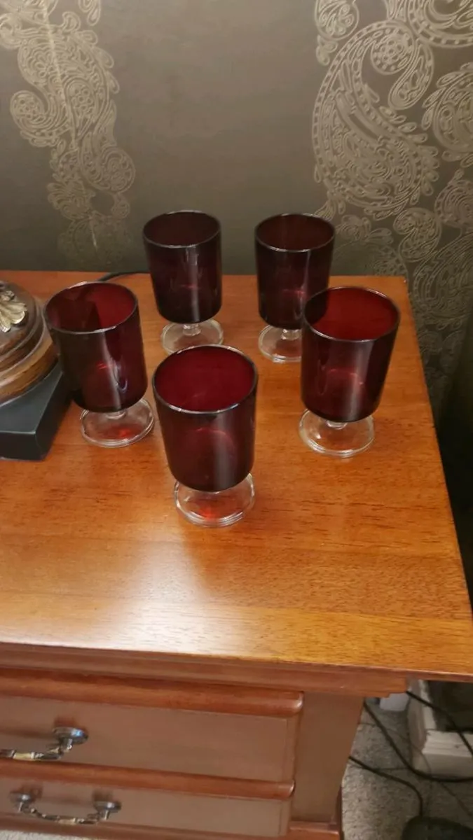 Ruby Red Vintage Goblets - [x5] - Image 4
