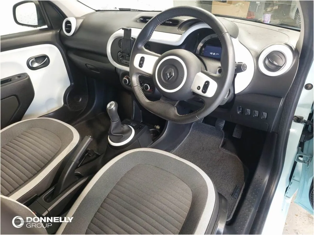 Renault Twingo 1.0 SCE Dynamique 5dr  start Stop - Image 4