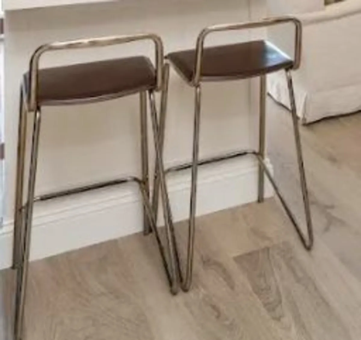 2 Good Quality Bar / Counter Stools - Image 2