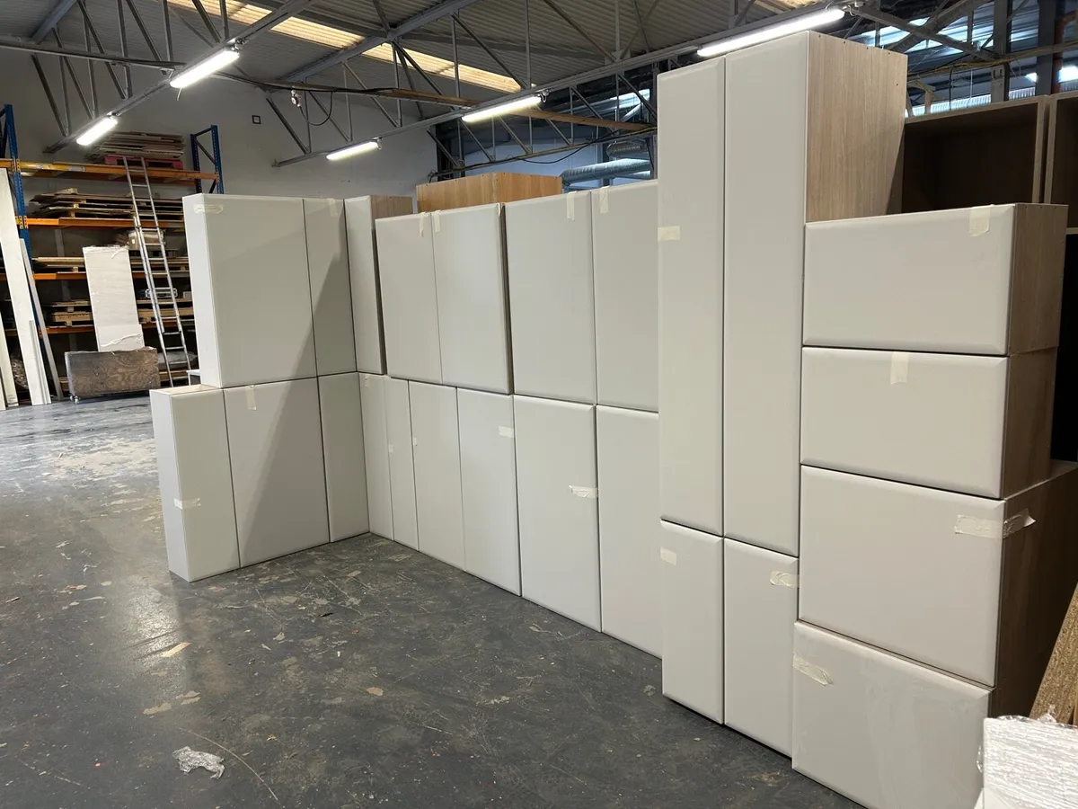 Kitchen cabinets - Image 1