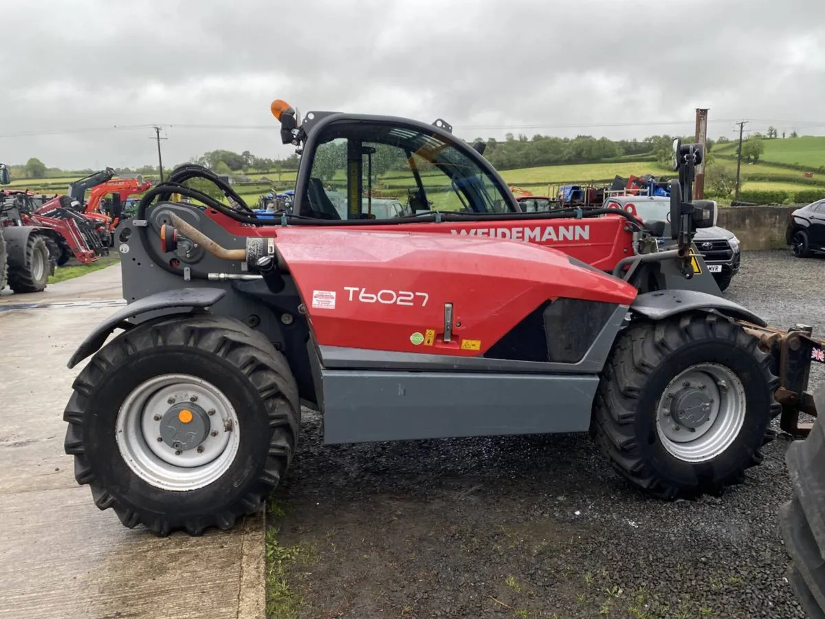 2017 Weidemann T6027 - Image 3