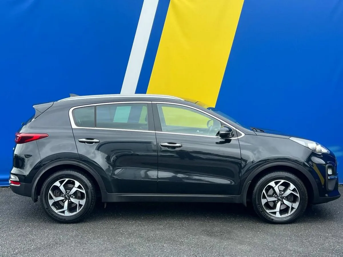 Kia Sportage 1.6 CRDI // 4 HEATED SEATS // FULL SE - Image 2