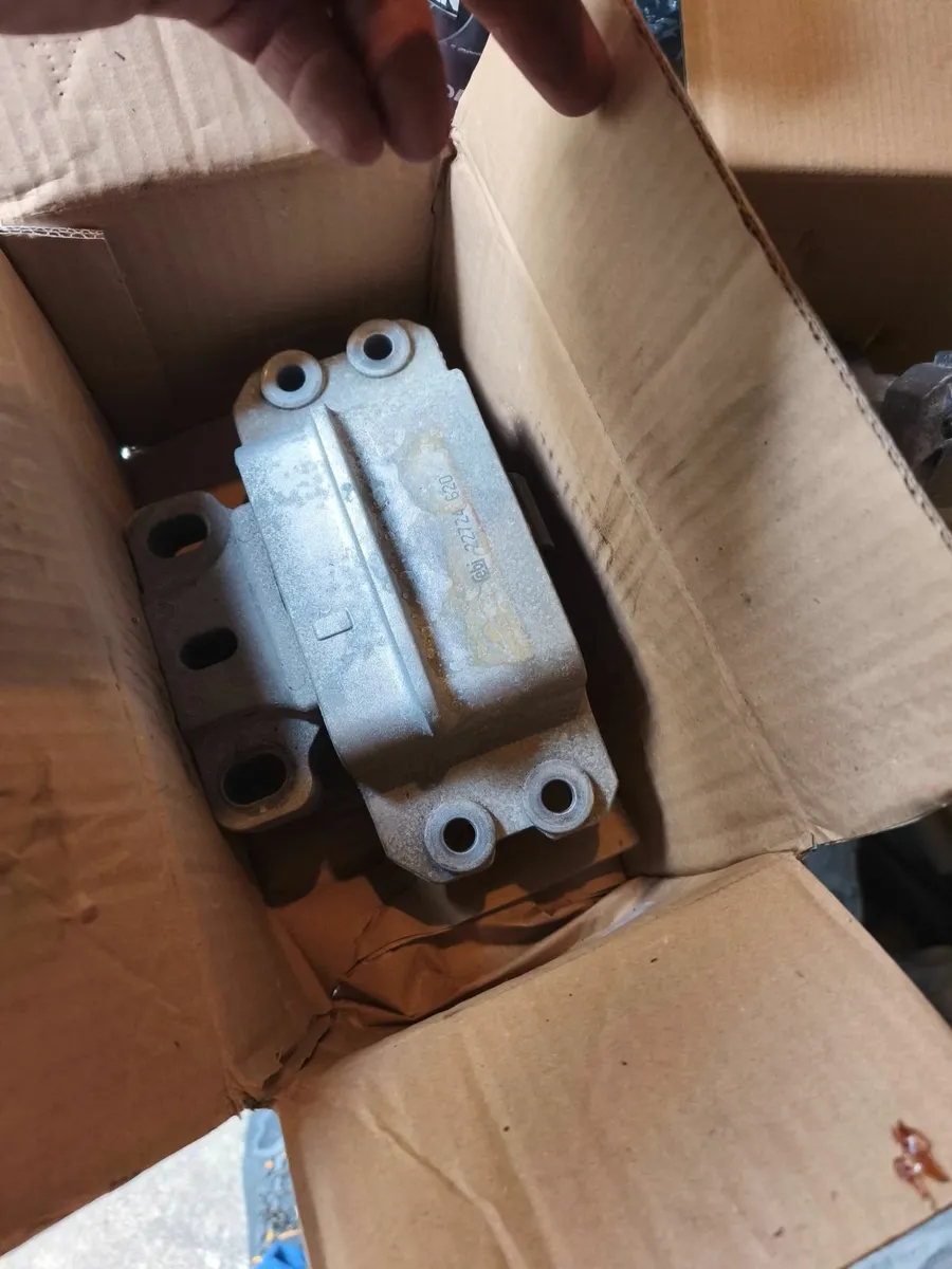 Car parts - Image 3