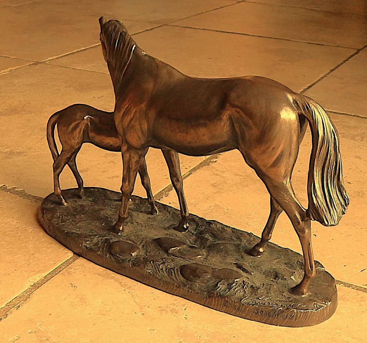 Vintage Genesis Fine Arts Figurine of Mare & Foal - Image 3